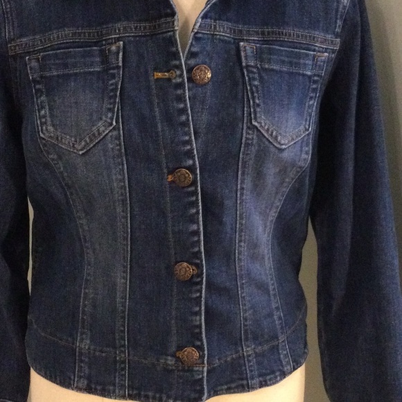 IZOD jean jacket. Sz Medium - Picture 4 of 6